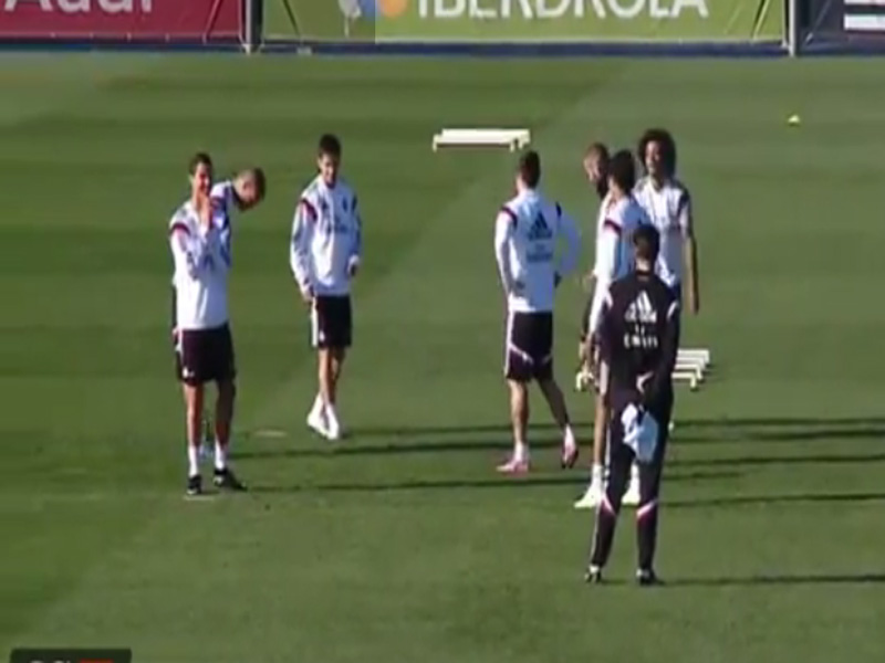 คลิปแมนยู CR7 ทำไรผิดในจังหว่ะซ้อมกับ มาดริด