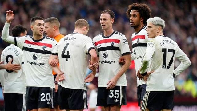 ข่าวแมนยู - ตัดเกรดแข้งผีเกมเสมอแอสตัน วิลล่า 0-0