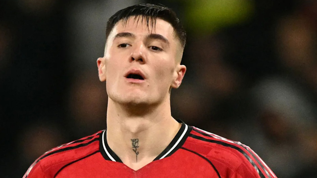 ซาฮา ยก เซสโก้ เหมือนซลาตันตอนหนุ่ม